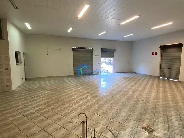 Loja com 1044m², para alugar, no bairro Centro em Indaiatuba