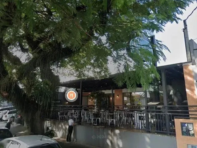 Loja com 450m², à venda, no bairro Jardim Esplanada em São José Dos Campos