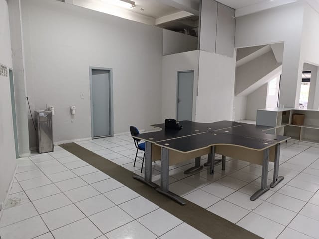 Loja com 170m², para alugar, no bairro Vila Parque Jabaquara em São Paulo
