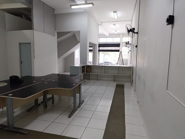 Loja com 170m², para alugar, no bairro Vila Parque Jabaquara em São Paulo