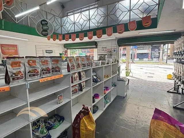 Loja com 122m², para alugar, no bairro Bom Retiro em Ipatinga
