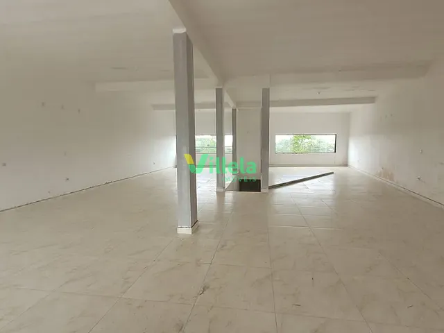 Loja para alugar, no bairro Jardim Odete em Itaquaquecetuba