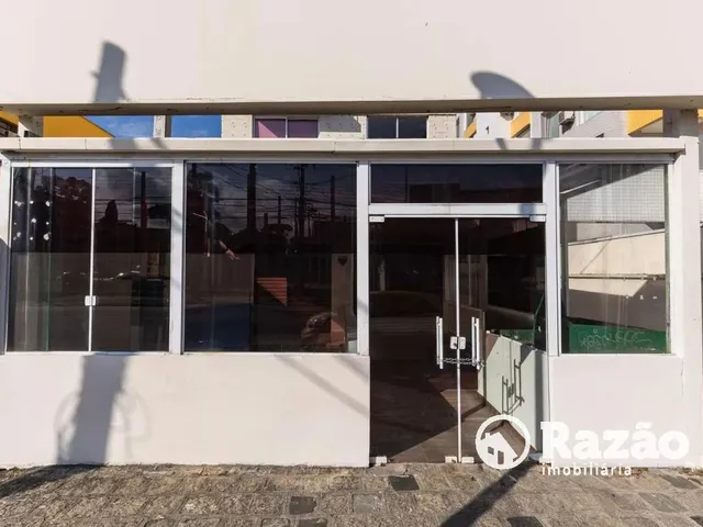Loja para alugar, no bairro Centro Cívico em Curitiba