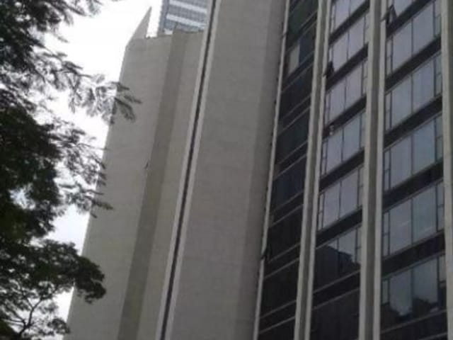 Loja com 375m², à venda ou para alugar, no bairro Cidade Monções em São Paulo