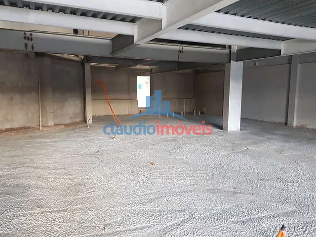 Loja para alugar, no bairro Ano Bom em Barra Mansa