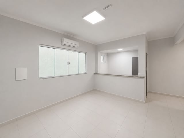 Loja com 300m², para alugar, no bairro Jordanésia (Jordanésia) em Cajamar