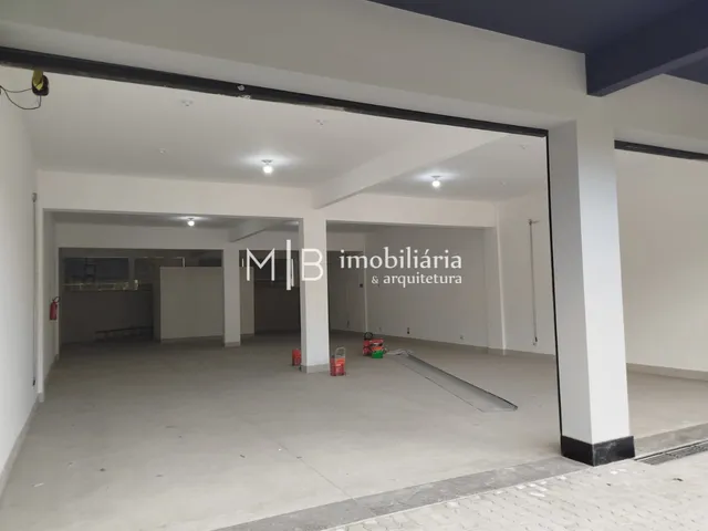 Loja para alugar, no bairro Paraíso em Cataguases