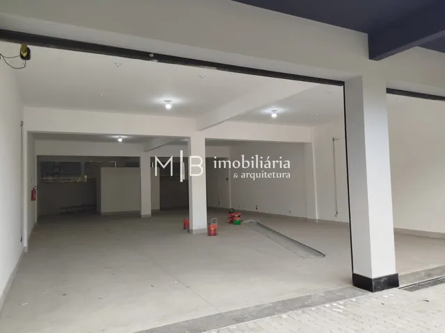 Loja para alugar, no bairro Paraíso em Cataguases
