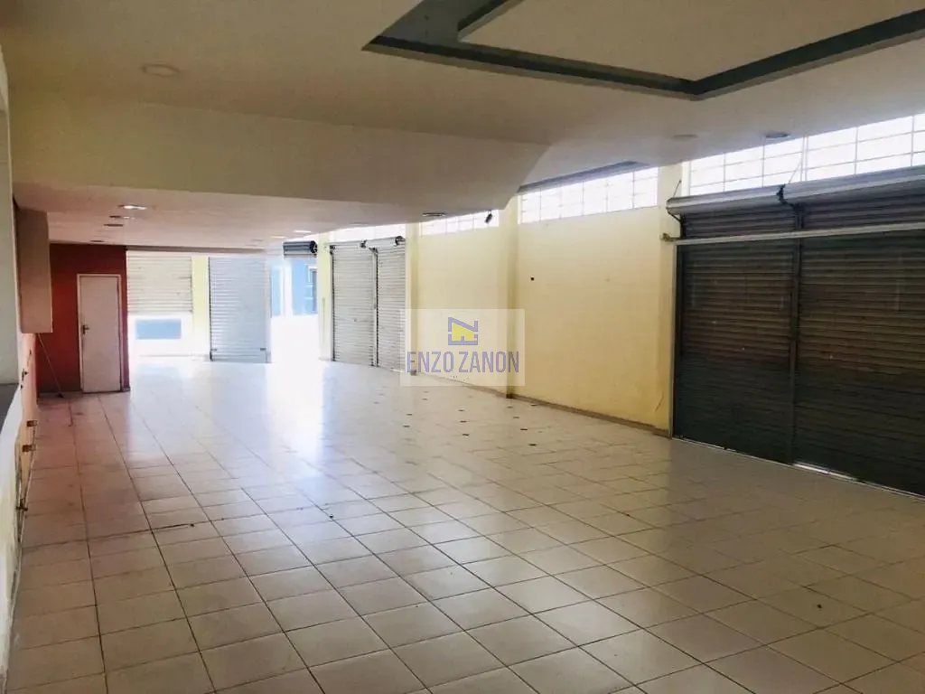 Loja-Salão, 250 m² - Foto 2