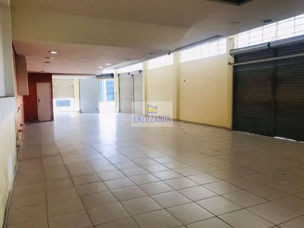 Loja-Salão, 250 m² - Foto 1