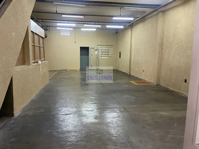 Loja com 300m², para alugar, no bairro Jardim São Francisco em São Bernardo do Campo