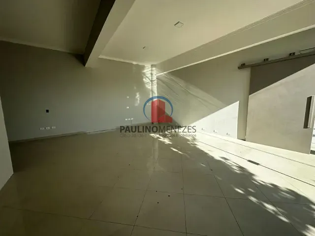 Loja com 300m², para alugar, no bairro Vila Pavan em Americana