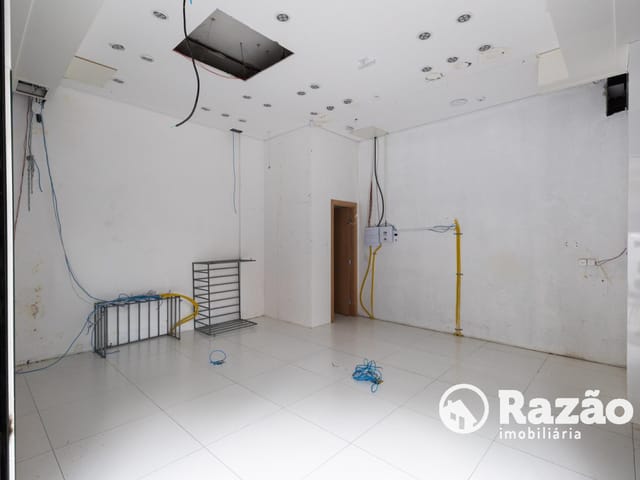 Loja para alugar, no bairro Centro em Curitiba