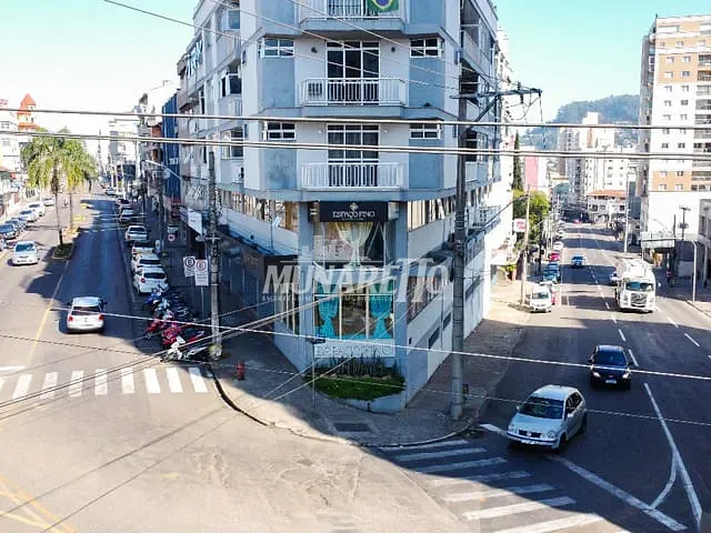 Ponto com 400m², à venda, no bairro Centro em Concórdia