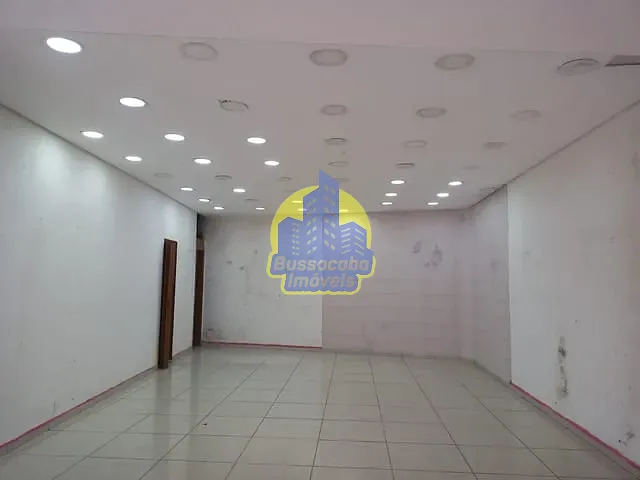 Loja com 30m², para alugar, no bairro Jardim Dionisio em São Paulo