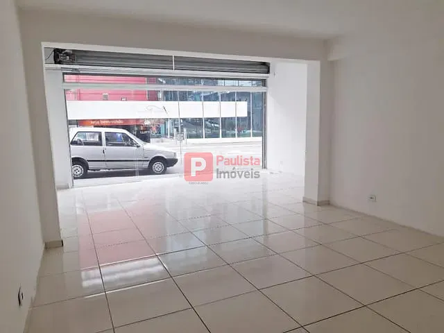 Loja com 180m², para alugar, no bairro Campo Belo em São Paulo
