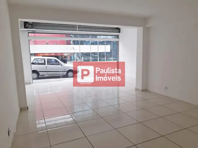 Loja com 180m², para alugar, no bairro Campo Belo em São Paulo