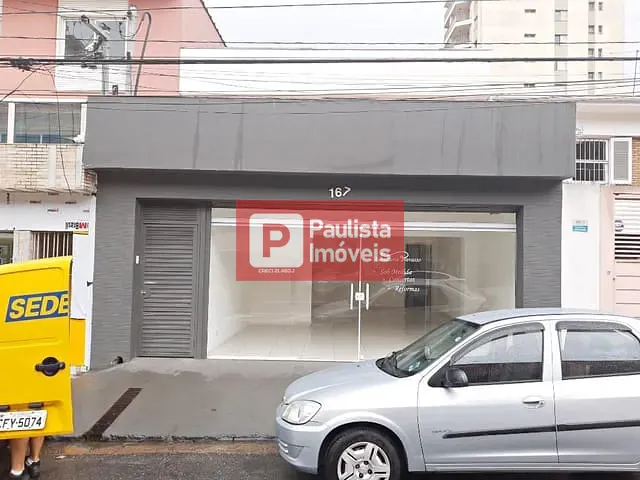 Loja com 180m², para alugar, no bairro Campo Belo em São Paulo