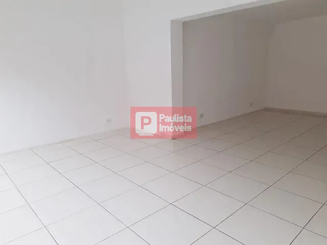 Loja com 180m², para alugar, no bairro Campo Belo em São Paulo