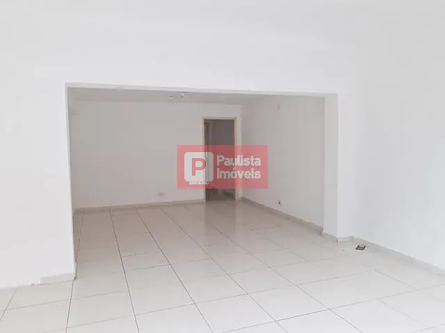 Loja com 180m², para alugar, no bairro Campo Belo em São Paulo