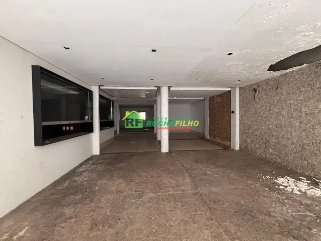 Loja com 237m² 3 quartos e 3 banheiros, para alugar, no bairro Jóquei em Teresina