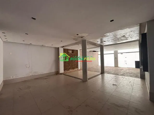 Loja com 237m² 3 quartos e 3 banheiros, para alugar, no bairro Jóquei em Teresina