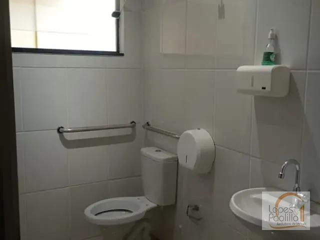 Loja com 256m², para alugar, no bairro Jardim das Cerejeiras em Atibaia