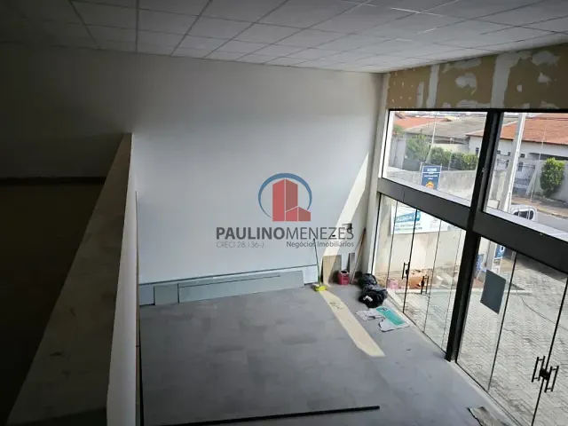 Loja com 102m², para alugar, no bairro Vila Omar em Americana