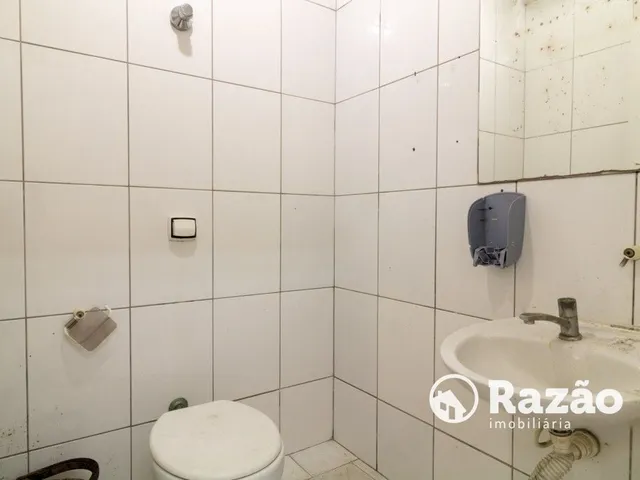 Loja para alugar, no bairro Centro em Curitiba
