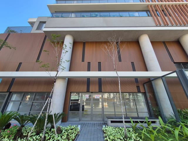 Loja com 390m², para alugar, no bairro Campo Belo em São Paulo