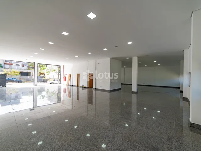 Loja com 200m², para alugar, no bairro Portais (Polvilho) em Cajamar