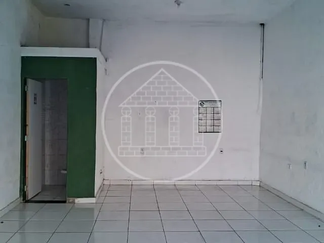 Loja com 42m², para alugar, no bairro Jardim Santa Fé (Zona Sul) em São Paulo