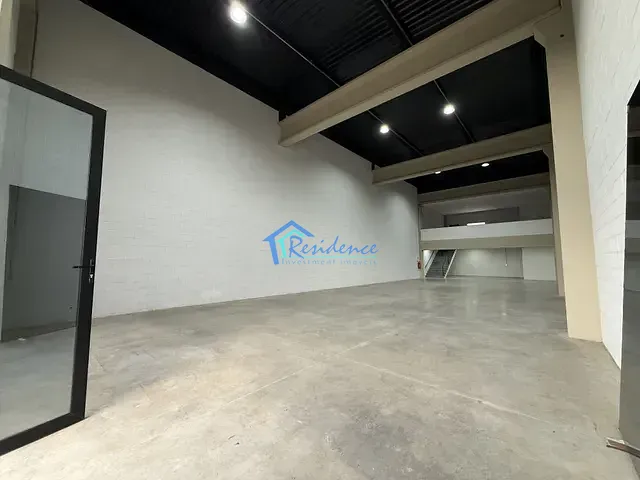 Loja com 500m², para alugar, no bairro Jardim Esplanada em Indaiatuba