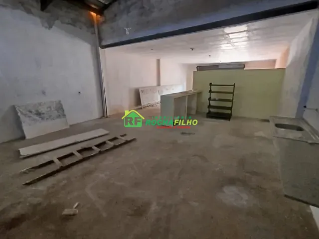 Loja com 180m², para alugar, no bairro Nossa Senhora das Graças em Teresina