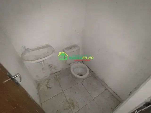 Loja com 180m², para alugar, no bairro Nossa Senhora das Graças em Teresina