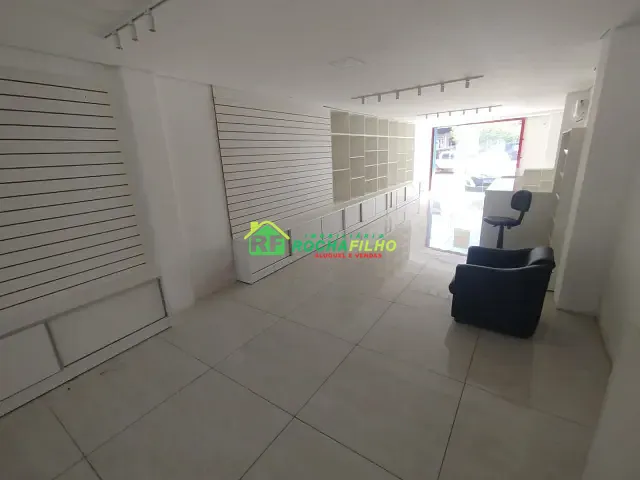 Loja com 200m², para alugar, no bairro Fátima em Teresina