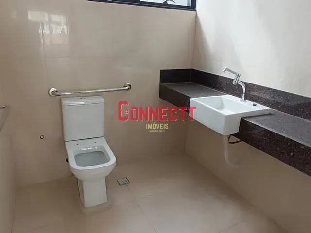 Loja com 150m², para alugar, no bairro Jardim Botânico em Ribeirão Preto