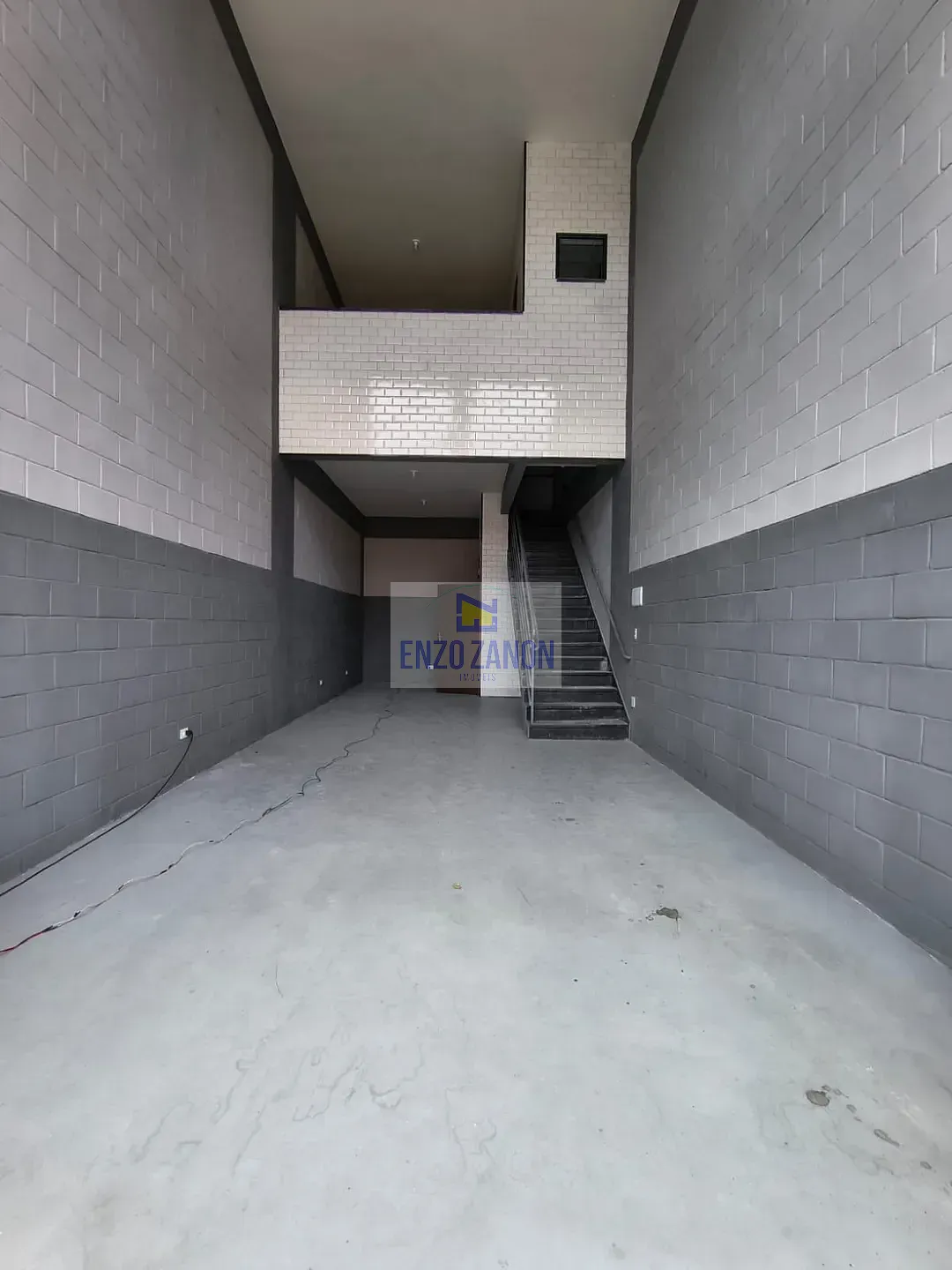 Loja-Salão, 83 m² - Foto 1