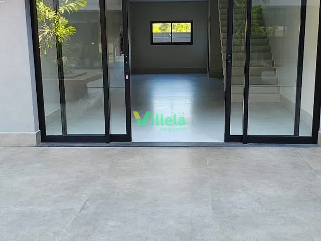 Loja com 51m², para alugar, no bairro Vila Pedroso em Arujá