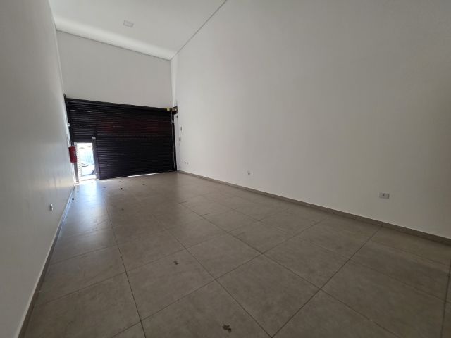 Loja com 60m², para alugar, no bairro Portais (Polvilho) em Cajamar