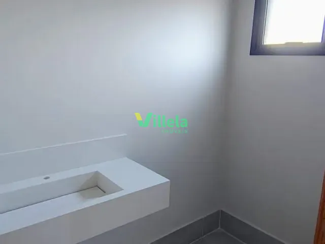 Loja com 57m², para alugar, no bairro Vila Pedroso em Arujá