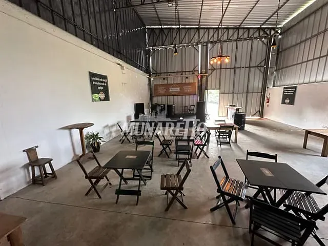Ponto com 300m², à venda, no bairro Colinas em Concórdia