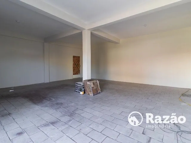 Loja para alugar, no bairro Novo Mundo em Curitiba