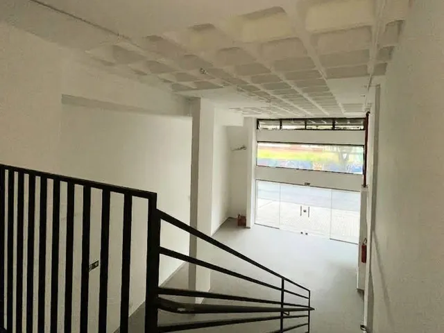Loja para alugar, no bairro São Mateus em Juiz de Fora