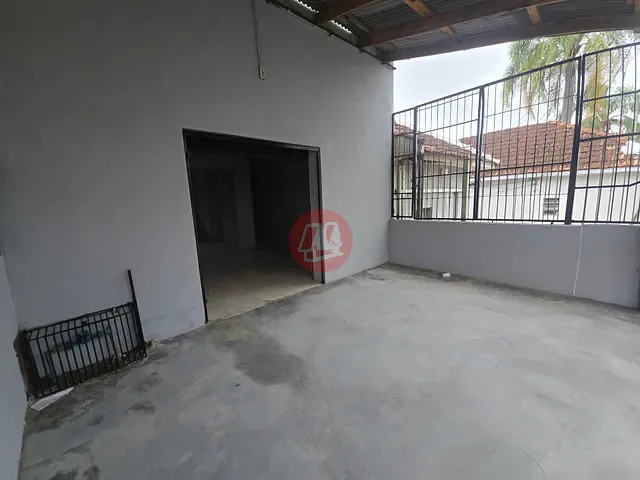 Loja com 76m², para alugar, no bairro Santo Antônio em Porto Alegre