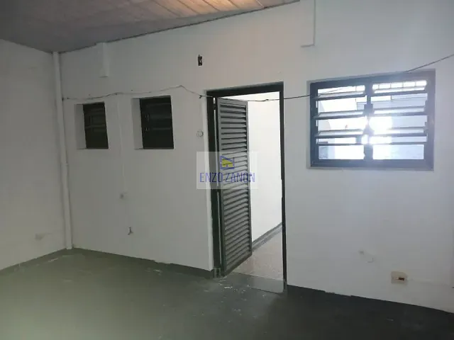 Loja com 95m², para alugar, no bairro Jardim Beatriz em São Bernardo do Campo
