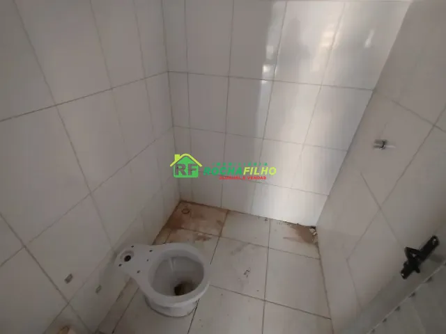Loja com 24m² 1 quarto e 1 banheiro, para alugar, no bairro Nenhum em Nenhum