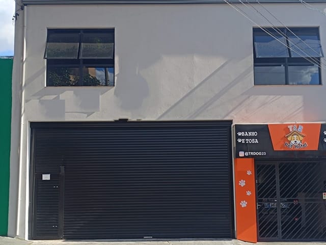 Loja com 160m², para alugar, no bairro Vila Dom Pedro I em São Paulo