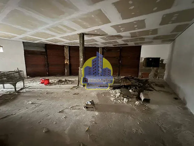Loja com 611m², à venda, no bairro Padroeira em Osasco