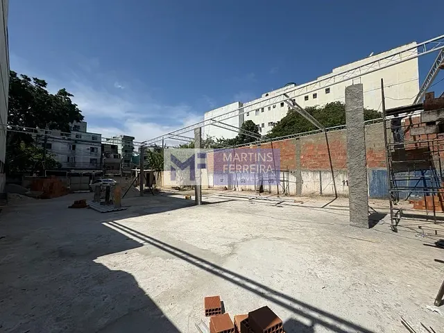Loja com 150m², para alugar, no bairro Recreio dos Bandeirantes em Rio de Janeiro